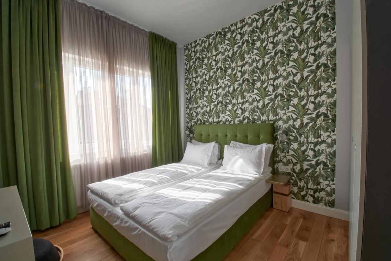 The Embassy Suites София Экстерьер фото